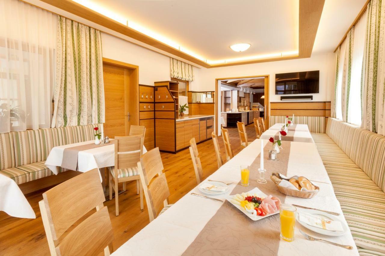 Brueckenwirt Hotel Hallein Eksteriør billede