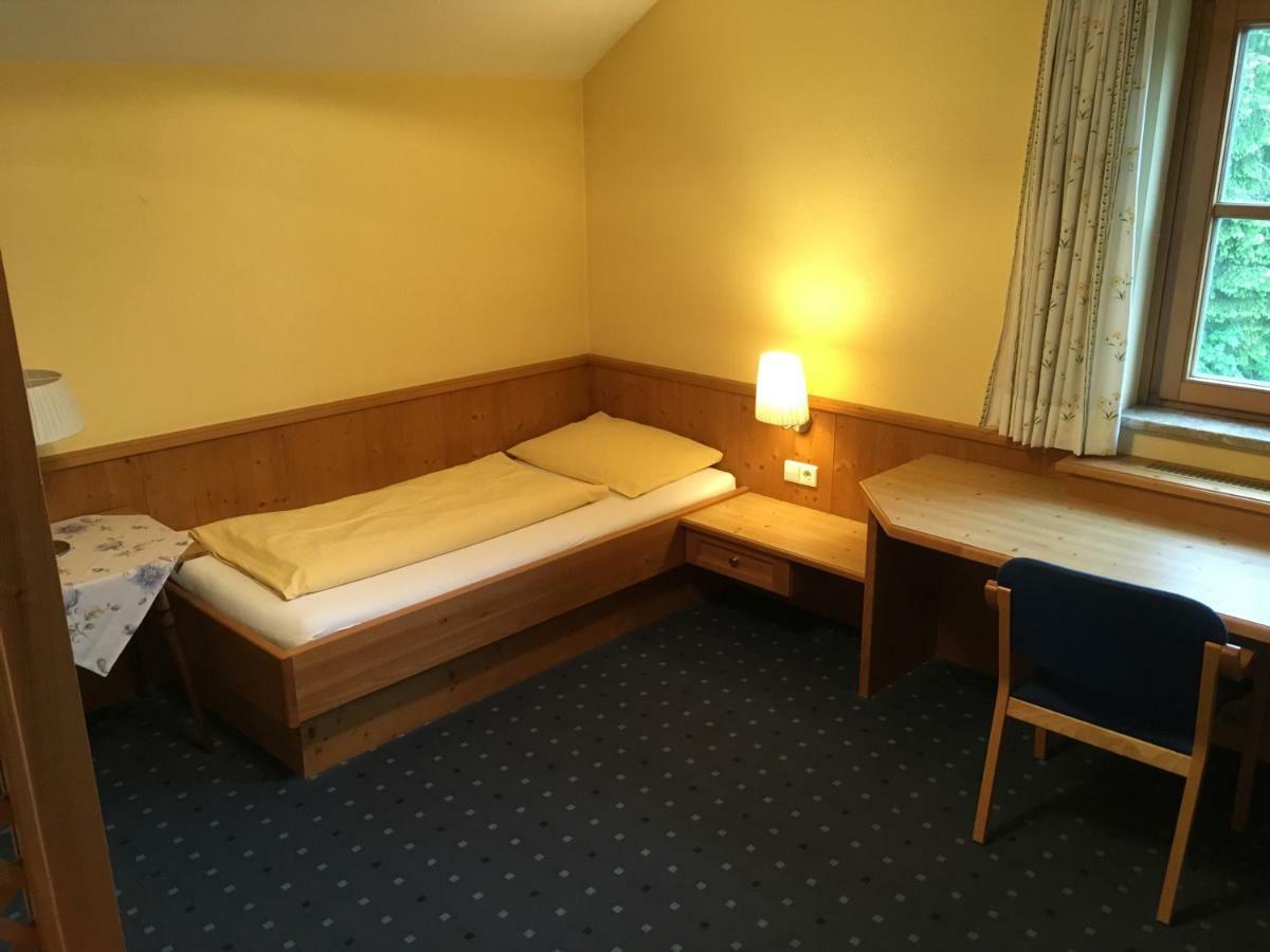 Brueckenwirt Hotel Hallein Eksteriør billede