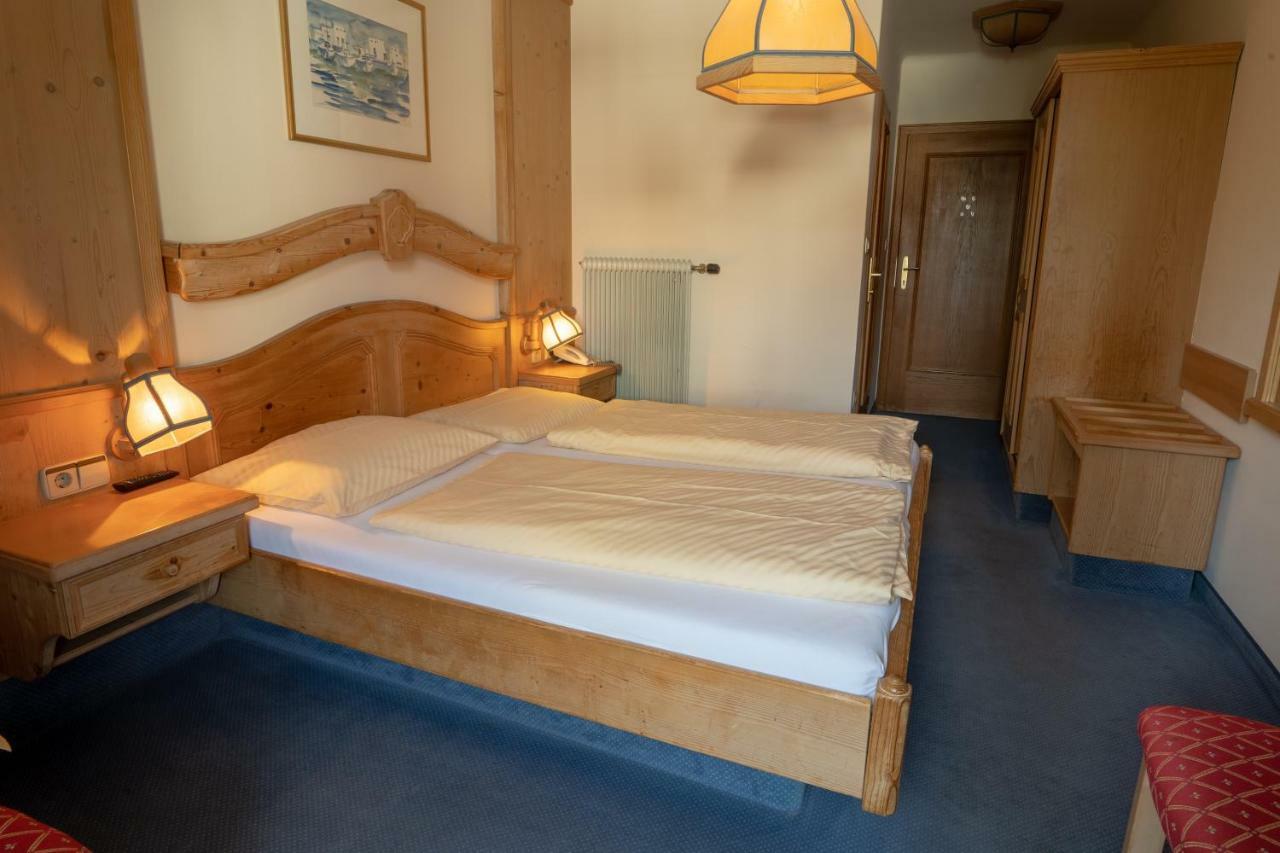 Brueckenwirt Hotel Hallein Eksteriør billede