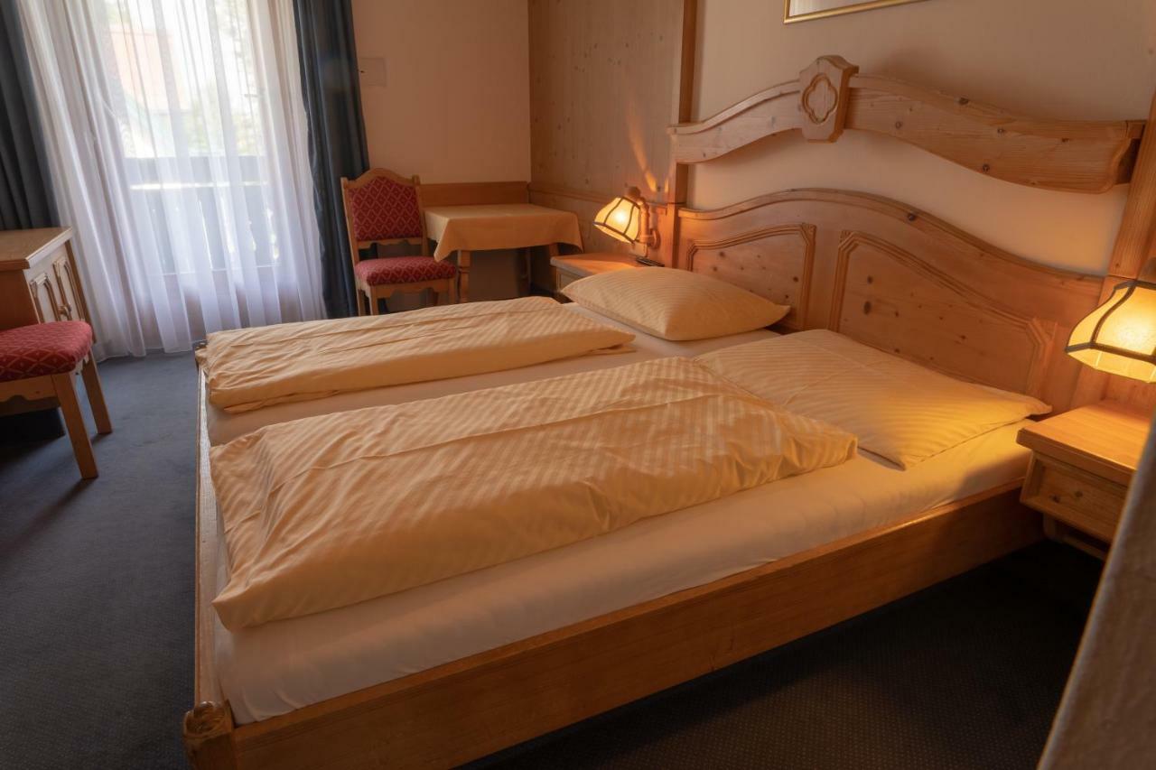 Brueckenwirt Hotel Hallein Eksteriør billede