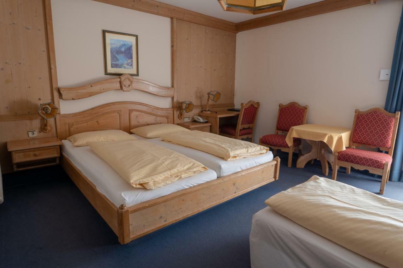 Brueckenwirt Hotel Hallein Eksteriør billede